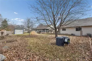 915 Lucille Ct, River Falls, WI 54022 - Photo 27