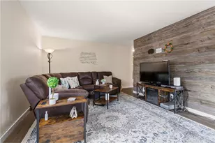 4874 Grenwich Trail, Saint Paul, MN 55128 - Photo 5