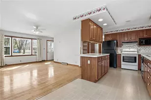 117 16th St, Menomonie, WI 54751 - Photo 13