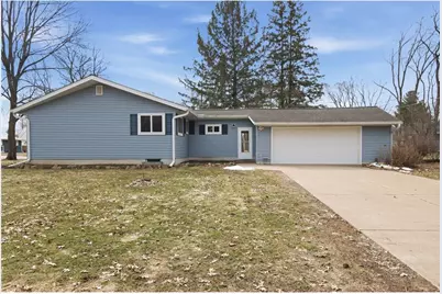 117 16th Street, Menomonie, WI 54751 - Photo 1