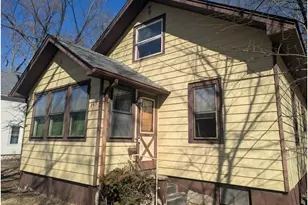 343 N 3rd St, New Richmond, WI 54017 - Photo 3