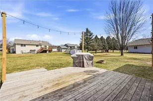 519 Sycamore Dr, New Richmond, WI 54017 - Photo 21
