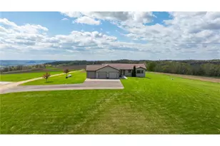 W1660 Maplewood Ln, Alma, WI 54610 - Photo 3