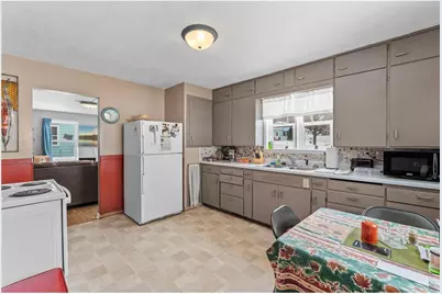 127 State Street, Dresser, WI 54009 - Photo 25