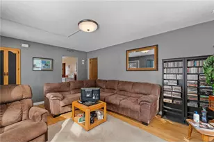 127 State St, Dresser, WI 54009 - Photo 19