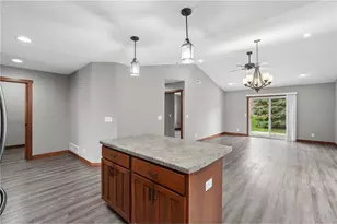 1707 Squirrel Way, New Richmond, WI 54017 - Photo 5