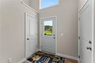 2017 Aster Ln, Mankato, MN 56001 - Photo 5