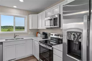 2017 Aster Ln, Mankato, MN 56001 - Photo 15