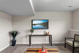 2017 Aster Ln, Mankato, MN 56001 - Photo 37