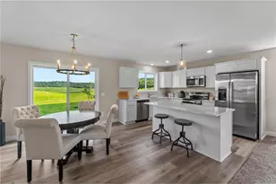 2017 Aster Ln, Mankato, MN 56001 - Photo 9