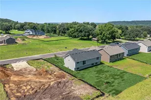 2017 Aster Ln, Mankato, MN 56001 - Photo 51