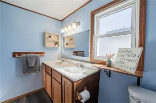 121 W Oak St, Stanley,  54768 - Photo 15