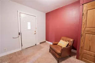 121 W Oak St, Stanley,  54768 - Photo 23