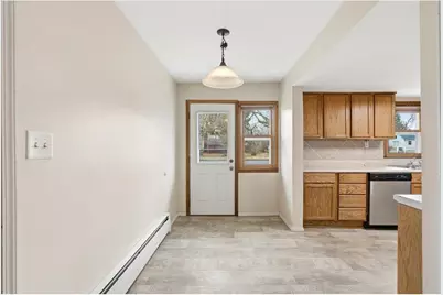 735 N Montana Avenue, New Richmond, WI 54017 - Photo 7