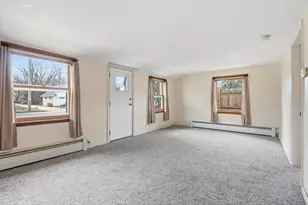 735 N Montana Ave, New Richmond, WI 54017 - Photo 5