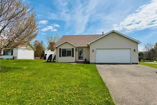 1330 Hunter Hill Dr, Hammond, WI 54015 - Photo 21