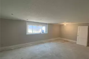 491 Elbert Dr, Hudson Township, WI 54016 - Photo 7