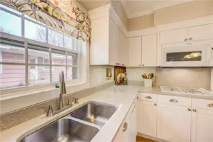 625 Orange St, Hudson, WI 54016 - Photo 25