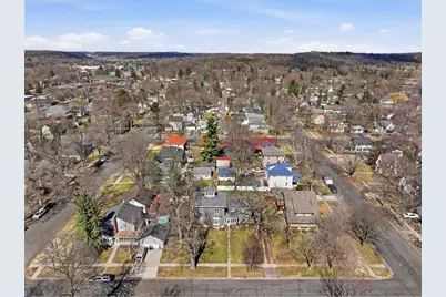 315 E Maple Street, River Falls, WI 54022 - Photo 7