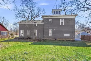 315 E Maple St, River Falls, WI 54022 - Photo 5