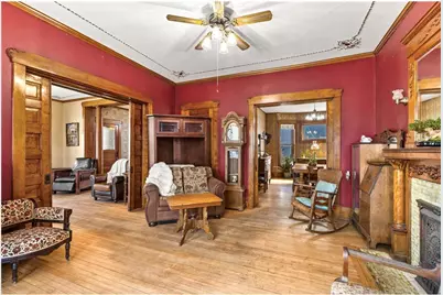 930 3rd Avenue, Eau Claire, WI 54703 - Photo 17