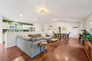 719 Monroe St, Hudson, WI 54016 - Photo 11