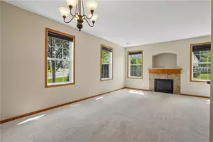 4360 Empress Dr, Hugo, MN 55038 - Photo 11