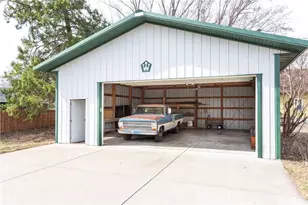 109 S Dallas St, River Falls, WI 54022 - Photo 25