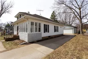 109 S Dallas St, River Falls, WI 54022 - Photo 5