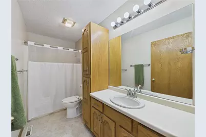 W10446 880th Avenue, River Falls Township, WI 54022 - Photo 17