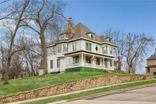 209 Orange St, Hudson, WI 54016 - Photo 3