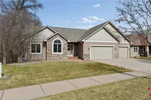 1771 Kimberly Cir, River Falls, WI 54022 - Photo 3