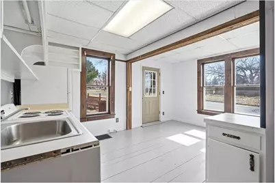 300 N 2nd Street, River Falls, WI 54022 - Photo 9