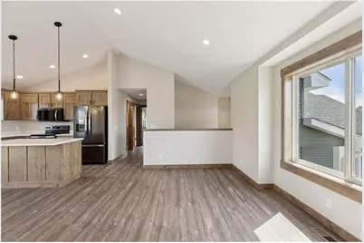 521 Summit Circle, Baldwin, WI 54002 - Photo 15