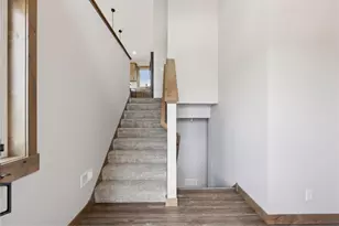 521 Summit Cir, Baldwin, WI 54002 - Photo 25