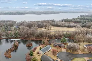 1528 Shorehaven Ct, Menomonie, WI 54751 - Photo 29