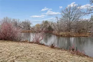 1528 Shorehaven Ct, Menomonie, WI 54751 - Photo 23