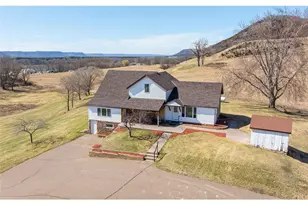 S2901 Semling Ln, Fountain City, WI 54629 - Photo 103