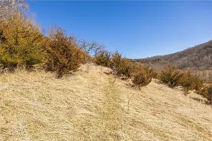 S2901 Semling Ln, Fountain City, WI 54629 - Photo 109