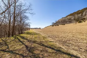 S2901 Semling Ln, Fountain City, WI 54629 - Photo 117