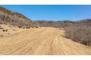 S2901 Semling Ln, Fountain City, WI 54629 - Photo 59