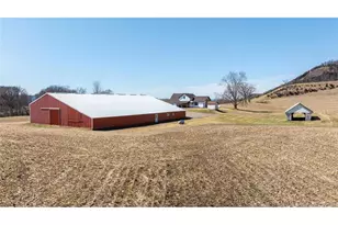 S2901 Semling Ln, Fountain City, WI 54629 - Photo 81