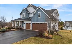 710 Crest Curve, Hudson, WI 54016 - Photo 5