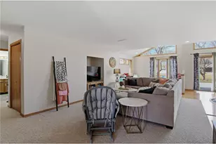 411 21st St, Menomonie, WI 54751 - Photo 5