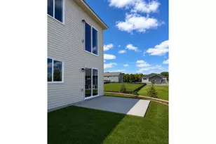 1251 Trail Way, New Richmond, WI 54017 - Photo 3