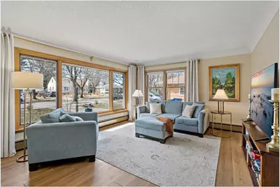 993 Hyacinth Avenue, Saint Paul, MN 55106 - Photo 11