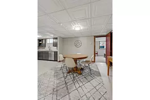 993 Hyacinth Ave, Saint Paul, MN 55106 - Photo 37