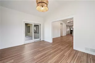 1060 Legend Ln, River Falls, WI 54022 - Photo 11