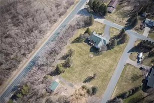 N8889 1031st St, River Falls, WI 54022 - Photo 7