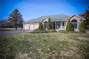 N8889 1031st St, River Falls, WI 54022 - Photo 5